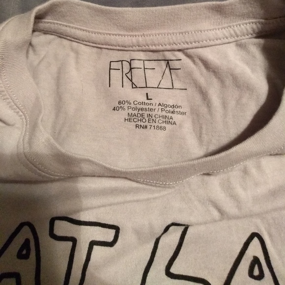 **SUPER CUTE** Cat Lady Tee - Picture 2 of 5